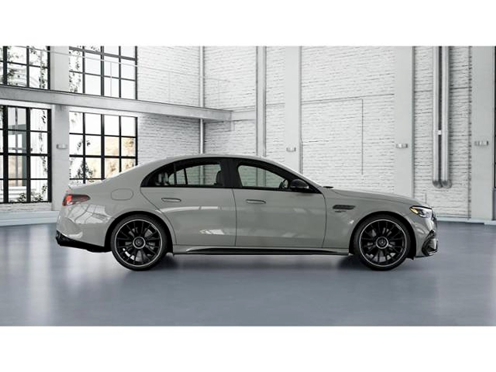 New 2027 MANUFAKTUR Alpine Grey Mercedes-Benz AMG® E 53 Hybrid image 43