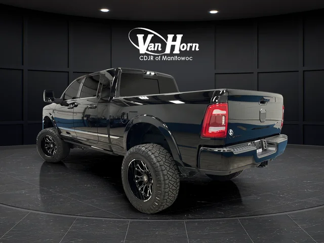 Used 2023 Diamond Black Ram Limited image 5