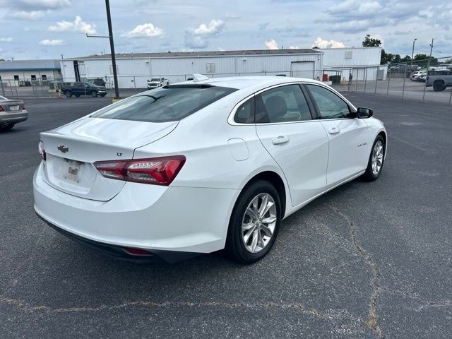Used 2019 White Chevrolet LT image 4