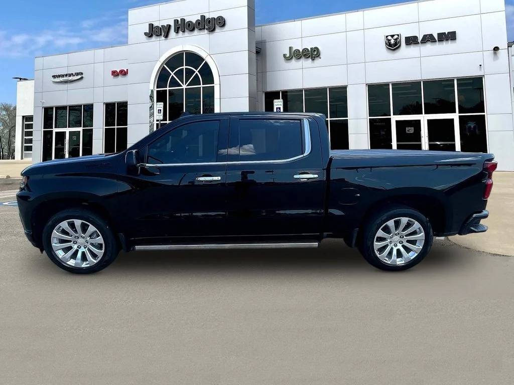 Used 2021 Black Chevrolet High Country image 8