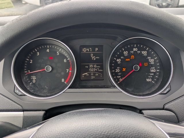 Used 2017 Red Volkswagen 1.4T S image 29