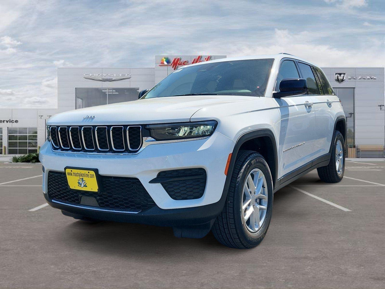 2026 Jeep Grand Cherokee Laredo