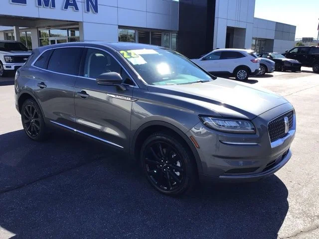 2022 Lincoln Nautilus Reserve AWD's photo