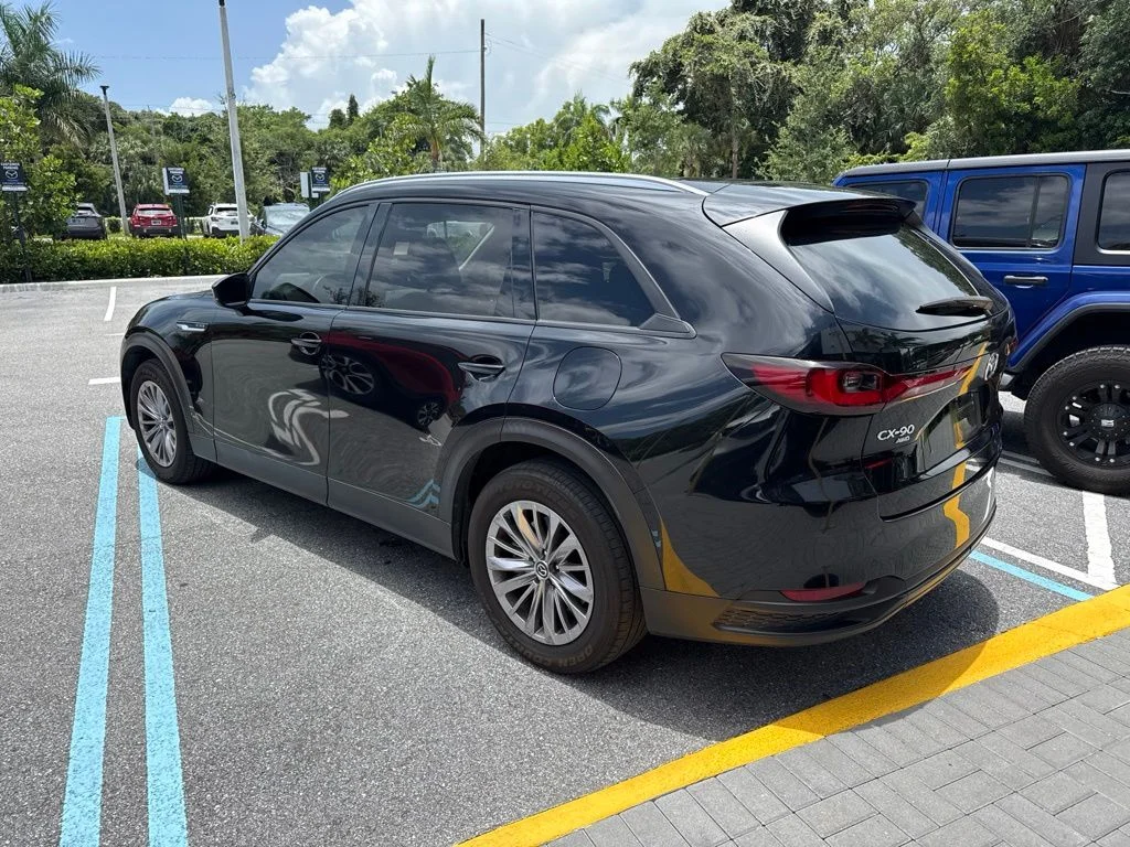 Used 2025 Jet Black Mazda 3.3 Turbo Preferred image 9