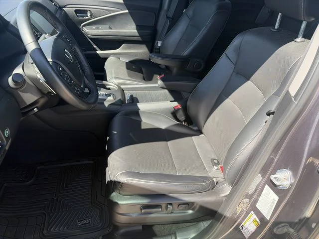Used 2022 Silver Honda RTL image 10