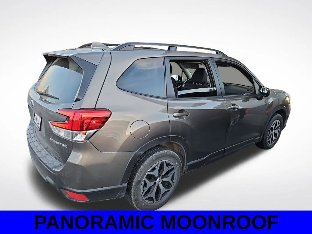 Used 2020 Brown Subaru Premium image 3