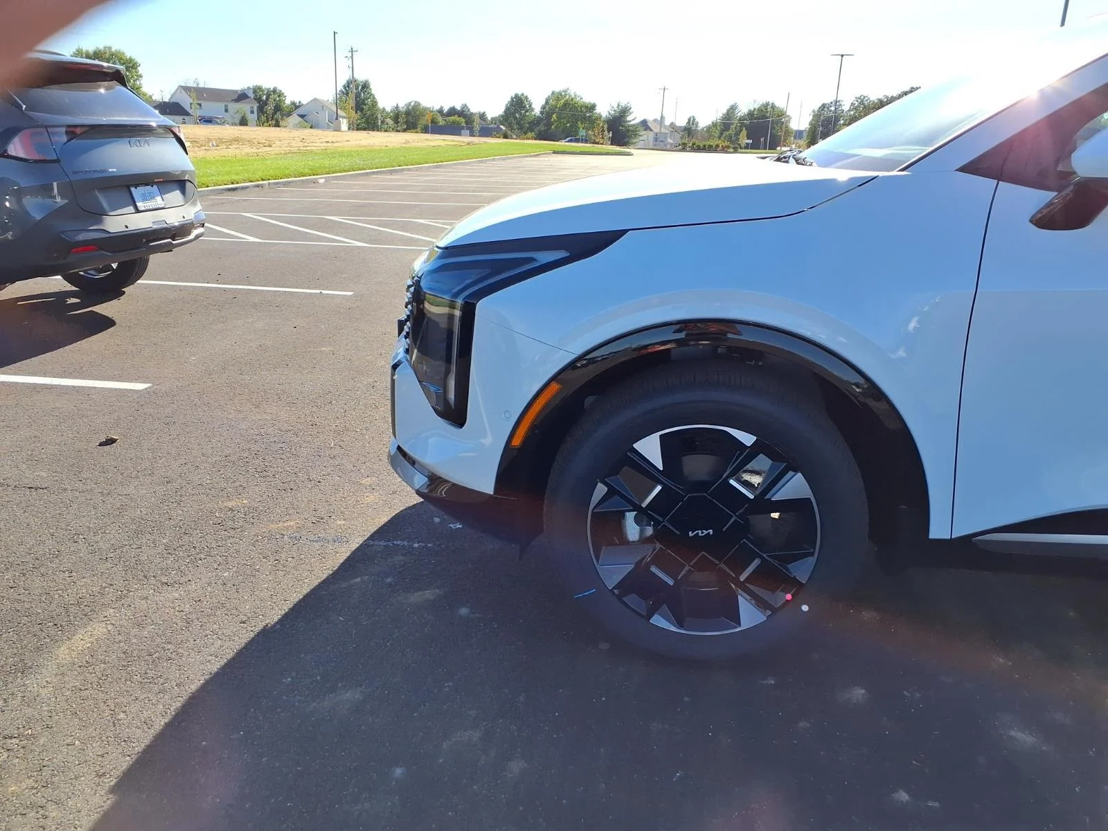New 2027 Snow White Pearl Kia SX Prestige image 20
