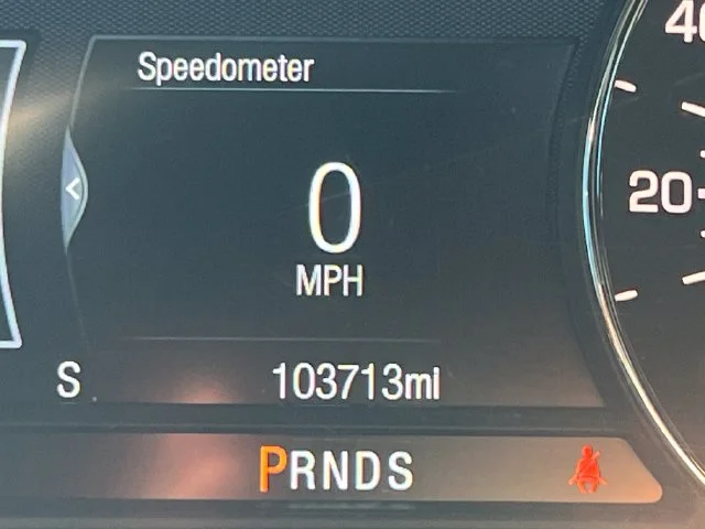 Used 2017 Silver Lincoln Reserve image 29