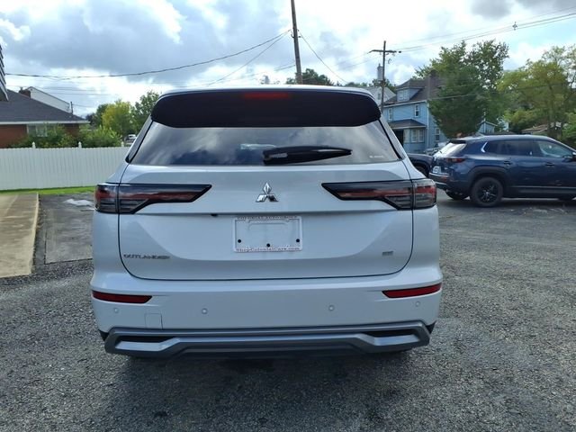 2025 Mitsubishi Outlander SE - Photo 6