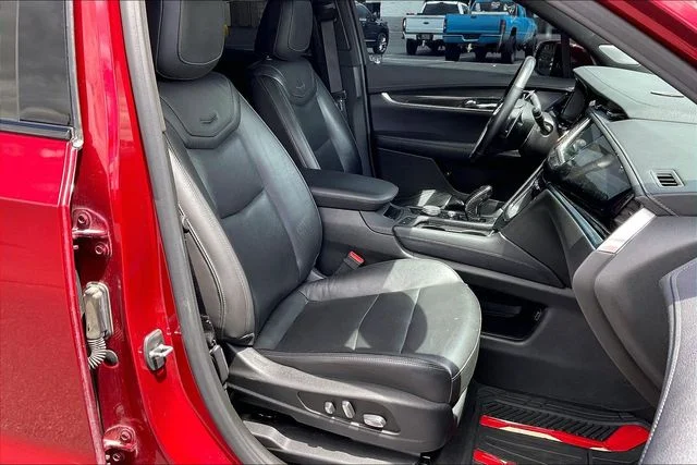 Used 2020 Red Cadillac Sport image 7