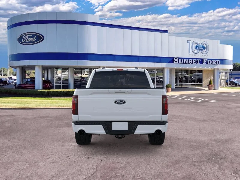 New 2026 Oxford White Ford XLT image 5
