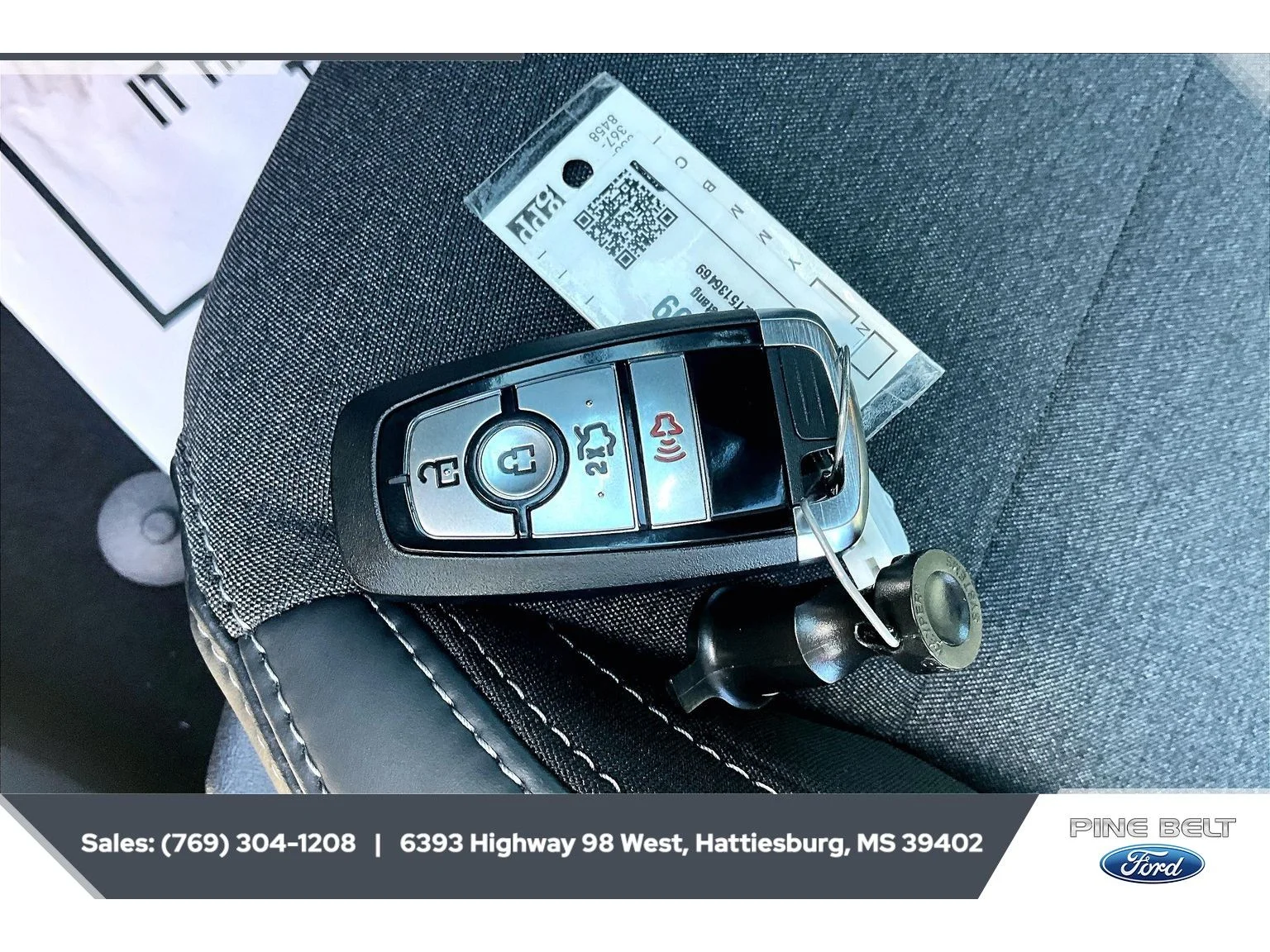 New 2026 Avalanche Gray Ford EcoBoost® Fastback image 9