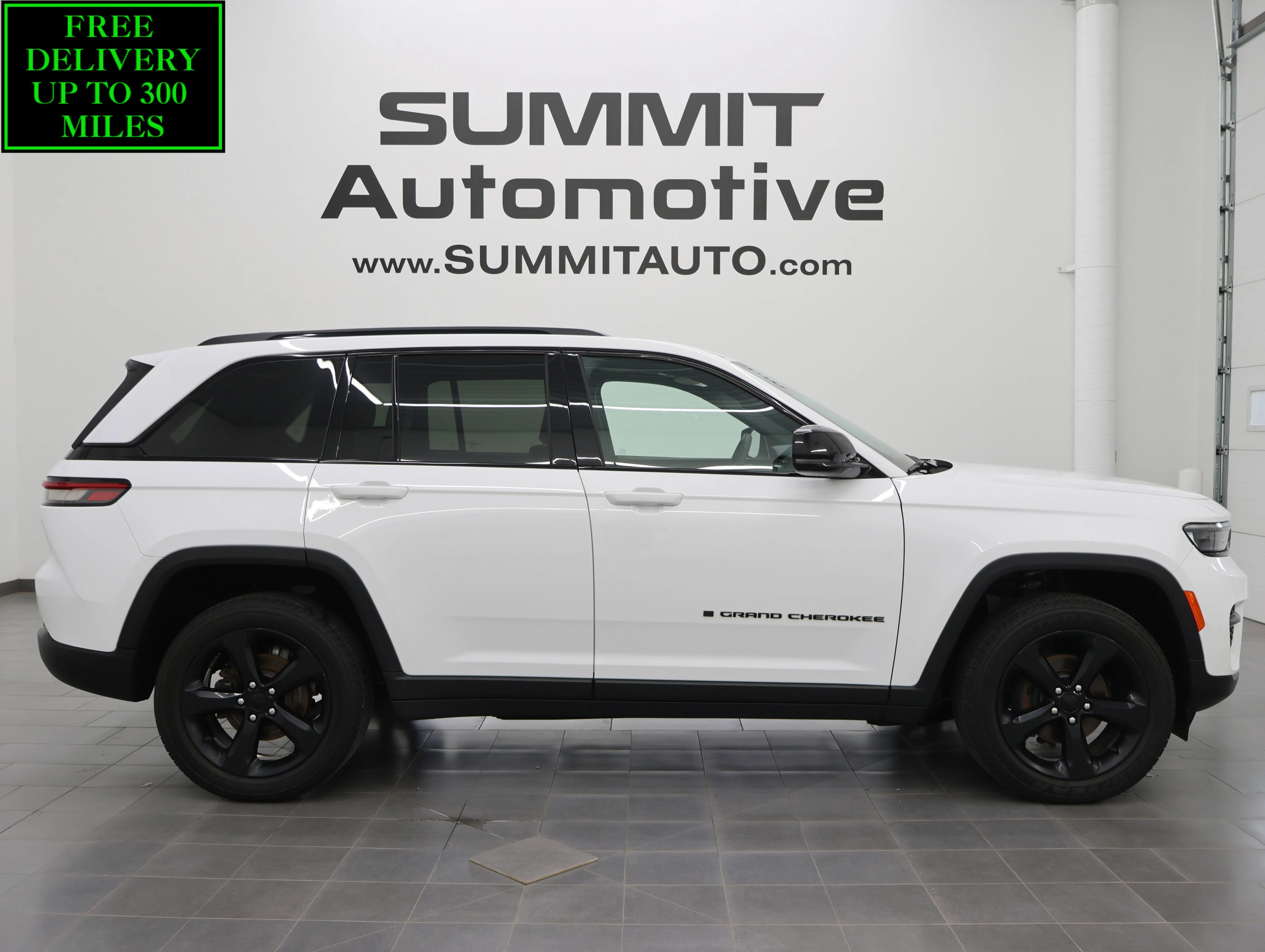 2023 Jeep Grand Cherokee Altitude 4x4's photo
