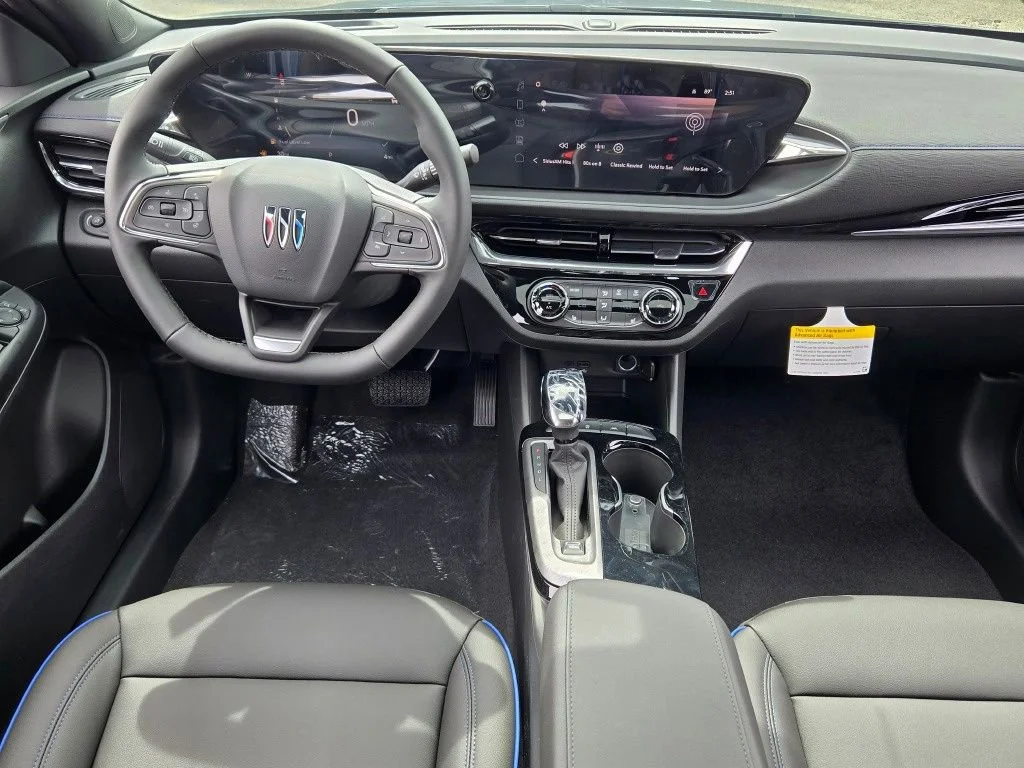 2026 Buick Envista Sport Touring - Photo 3