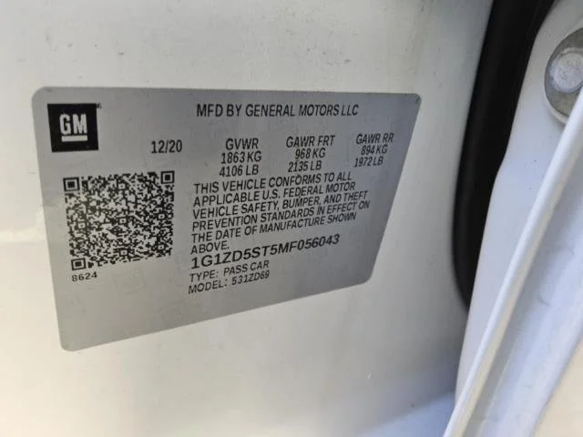 Used 2021 SUMMIT WHITE Chevrolet LT image 26