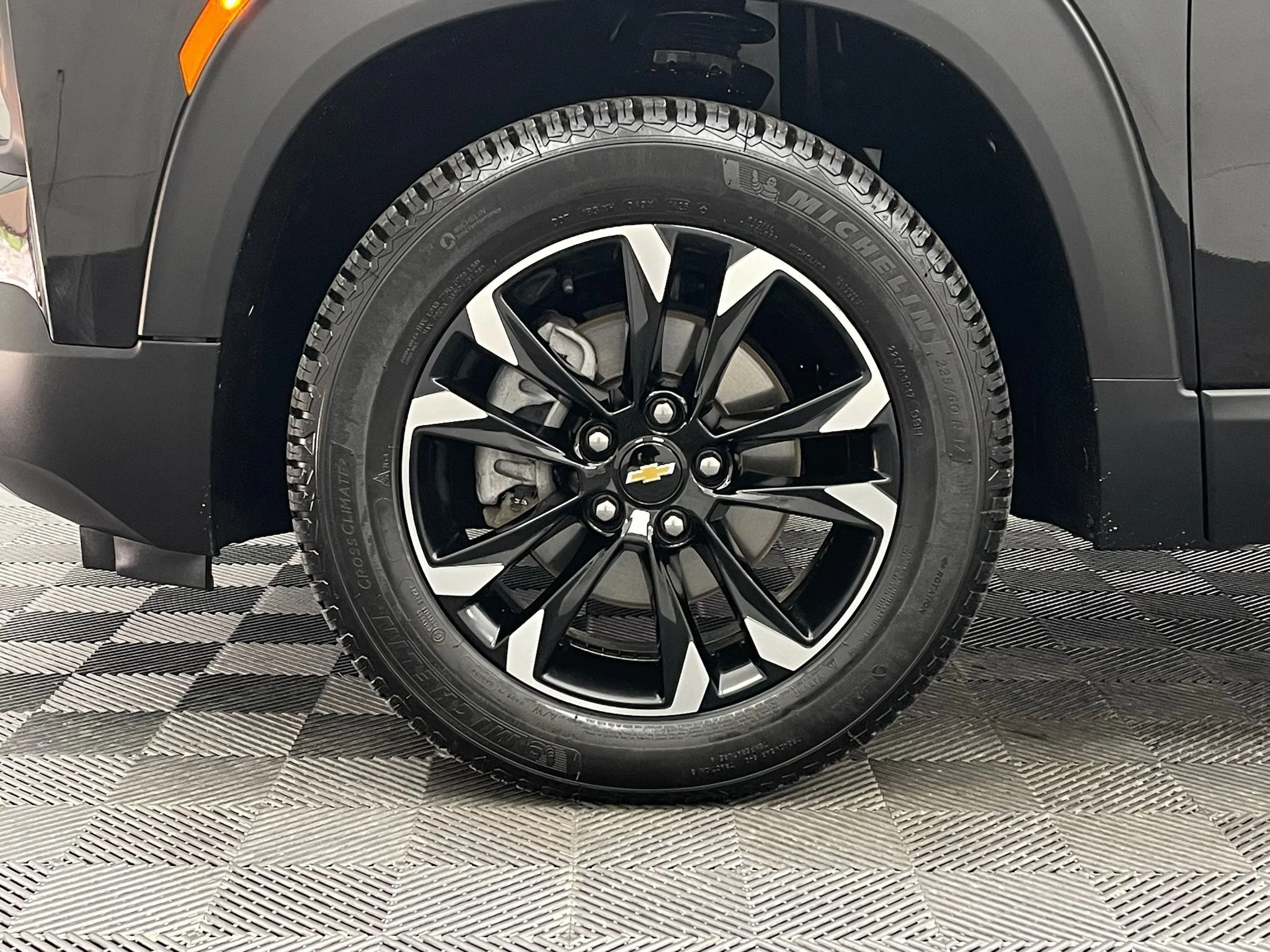 Used 2022 Mosaic Black Metallic Chevrolet LT image 12
