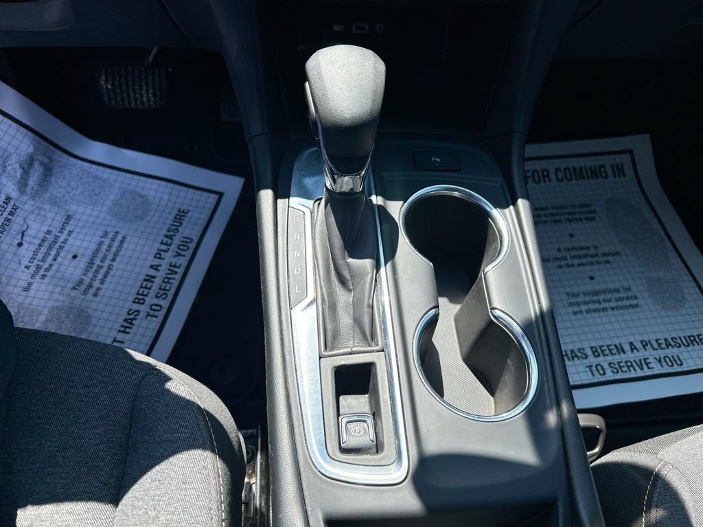 Used 2022 MOSAIC BLACK METALLIC Chevrolet LT image 19