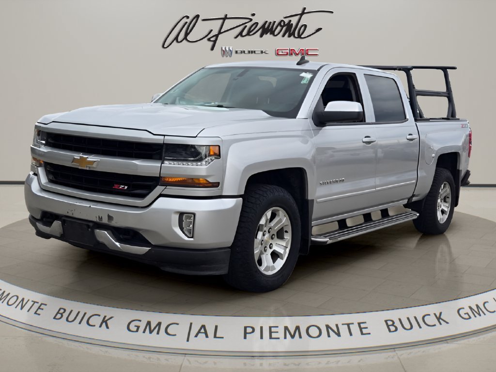 Used 2018 SILVER ICE METALLIC Chevrolet LT image 3