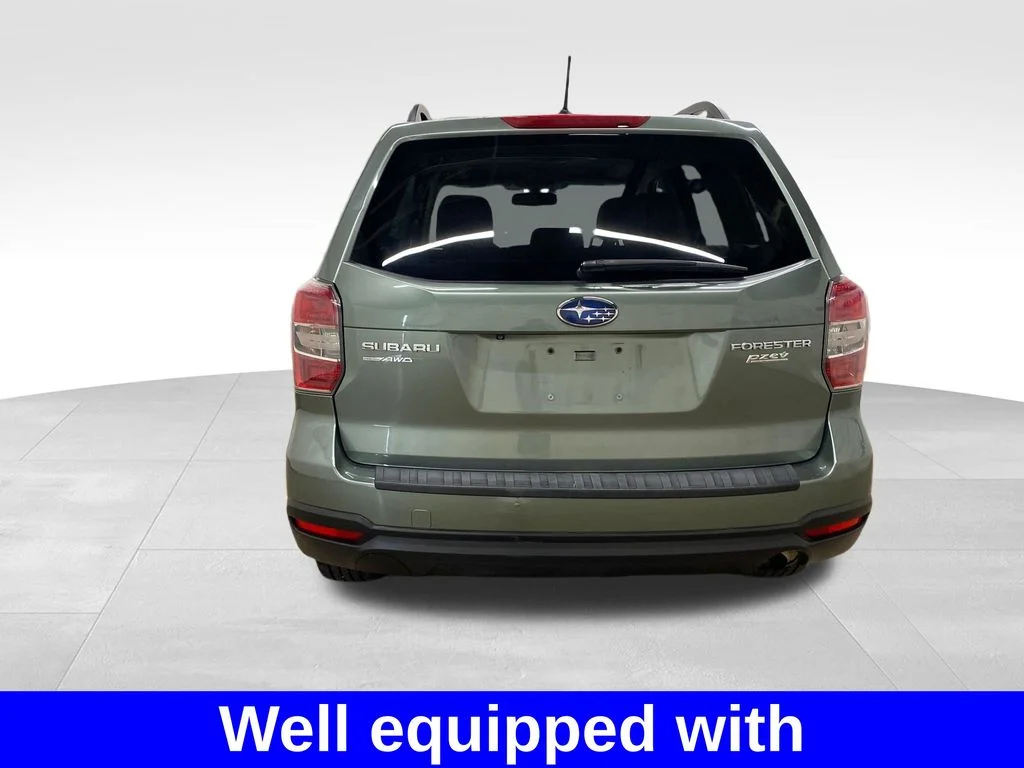 Used 2015 Green Subaru 2.5i Premium image 3