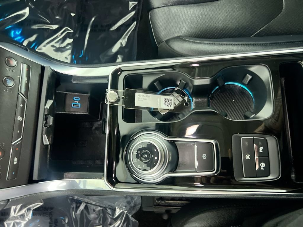 Used 2020 Gray Ford Titanium image 17