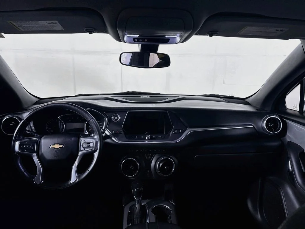 Used 2019 Black Chevrolet L image 12