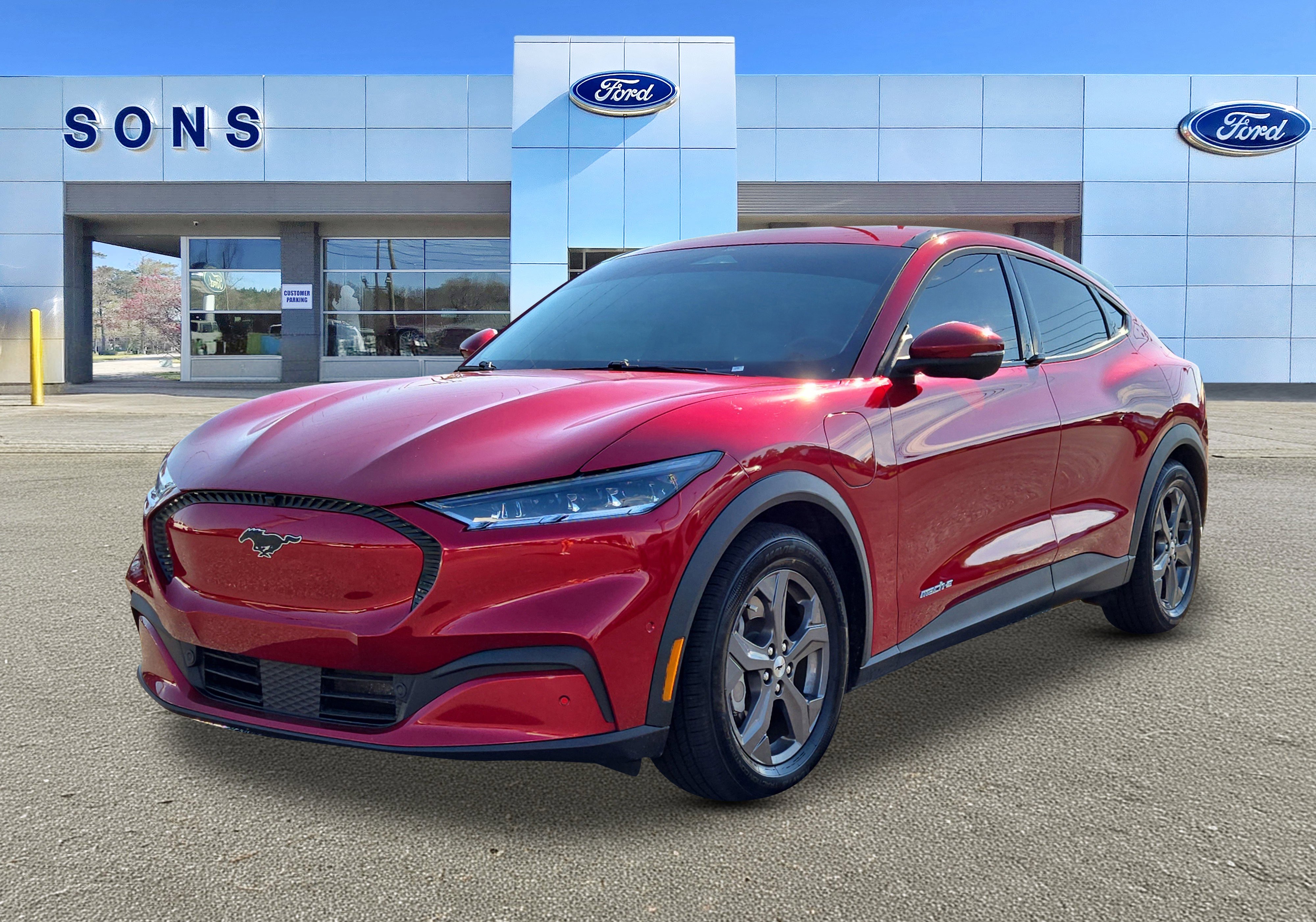 2022 Ford Mustang-Mach-e Select's photo