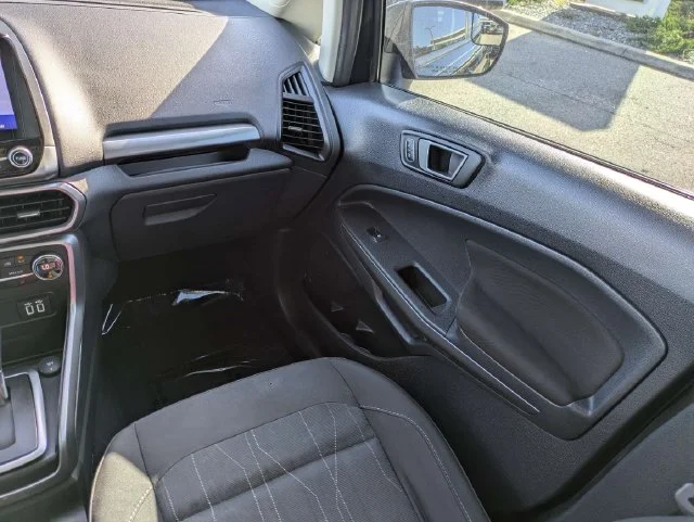 Certified Used 2020 Shadow Black Ford SE image 13