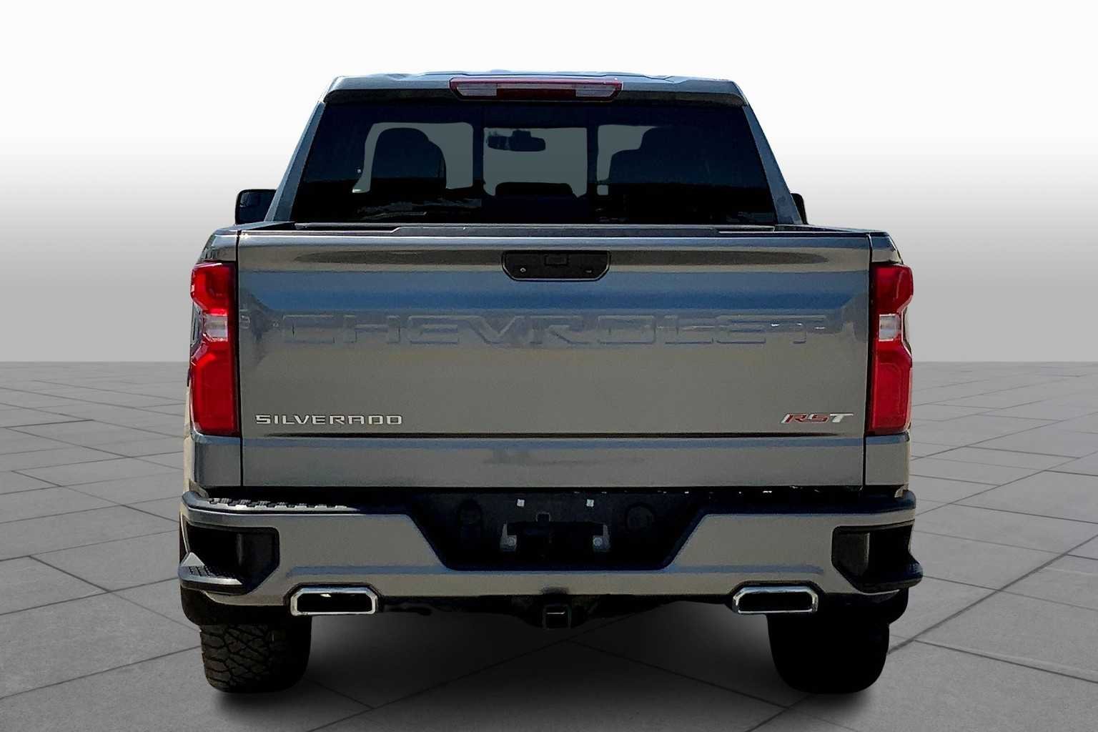 Used 2020 Satin Steel Metallic Chevrolet RST image 5