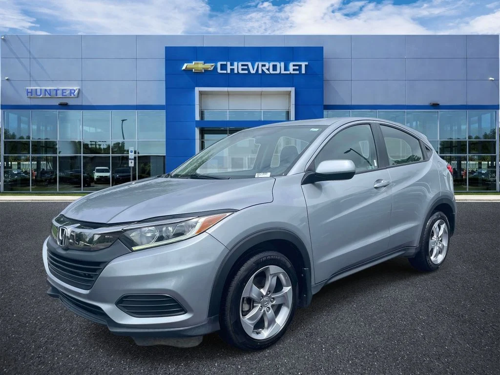 Used 2021 Lunar Silver Metallic Honda LX image 3