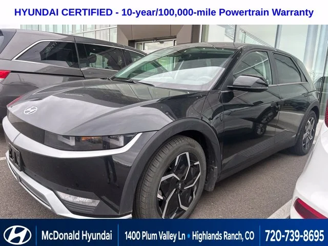 Used 2024 Black Hyundai SEL image 1