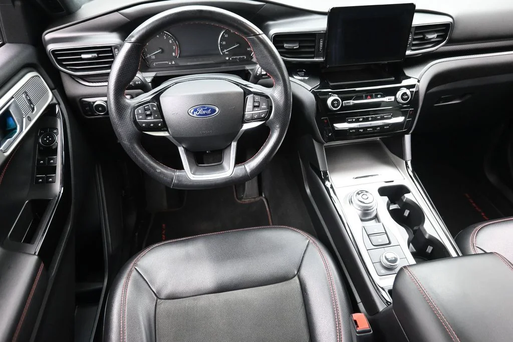 Used 2023 Black Ford ST-Line image 15
