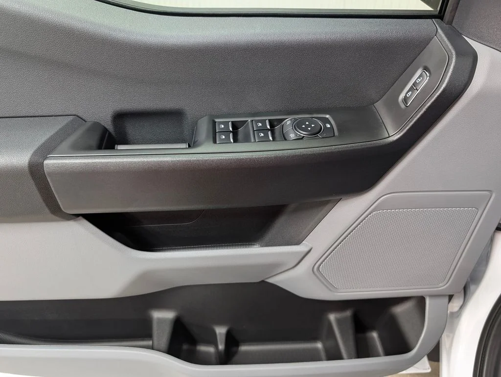 New 2026 Oxford White Ford F-450® XL image 13