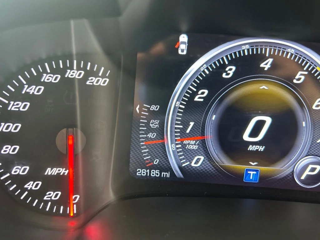 Used 2019 Red Chevrolet Grand Sport image 37