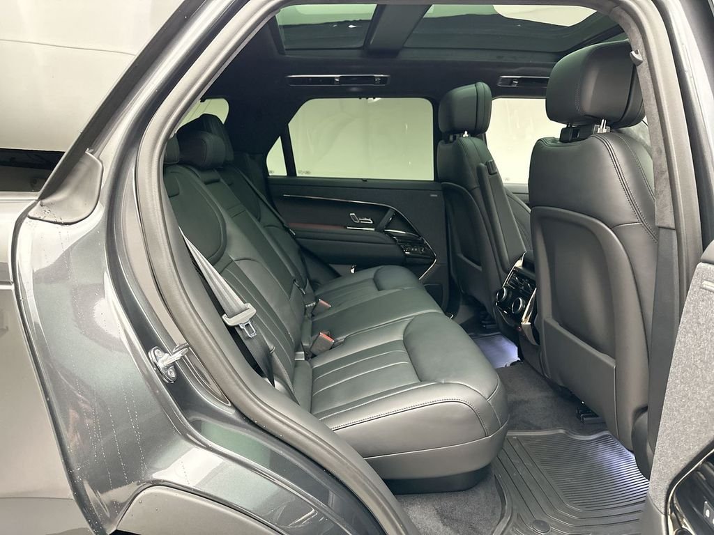 Used 2025 Carpathian Gray Premium Metallic Land Rover Autobiography image 12