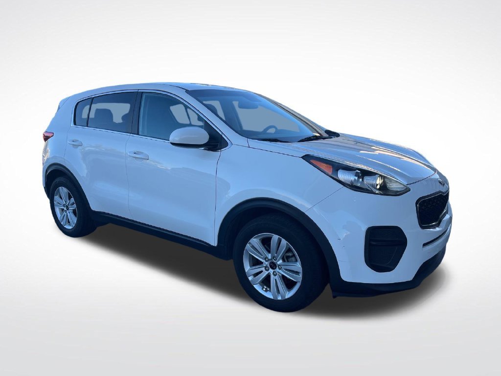 Used 2019 White Kia LX image 7