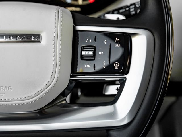 Used 2025 Fuji White Land Rover SE image 21
