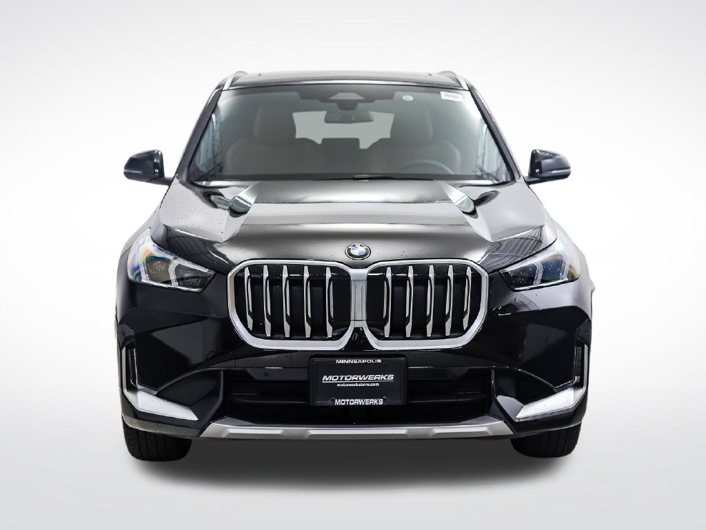 New 2027 Jet Black BMW xDrive28i image 8