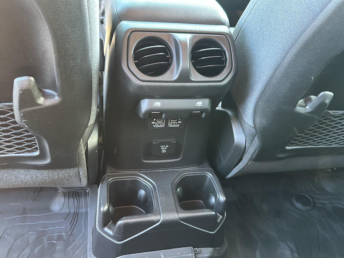 Used 2025 41 Jeep Rubicon image 30
