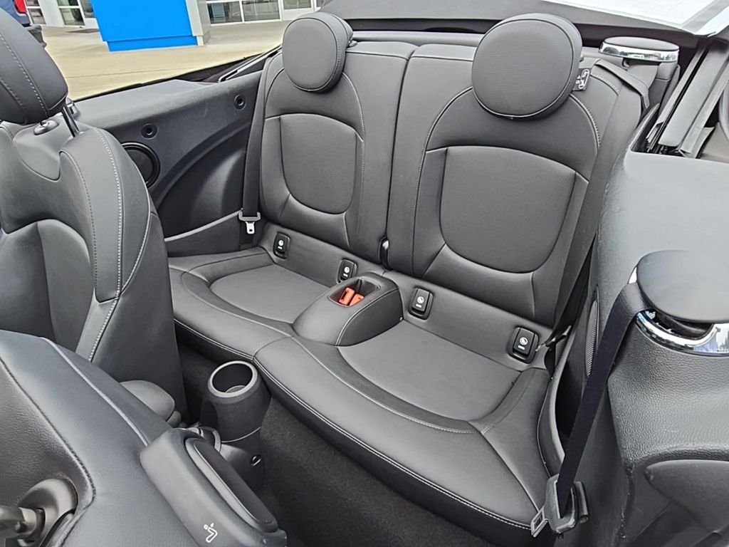 2024 MINI Convertible S - Photo 24
