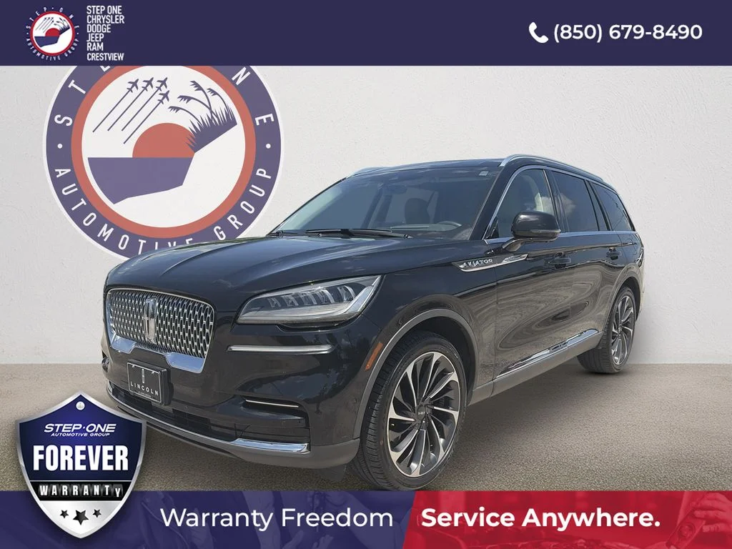 Used 2023 Black Lincoln Reserve image 1