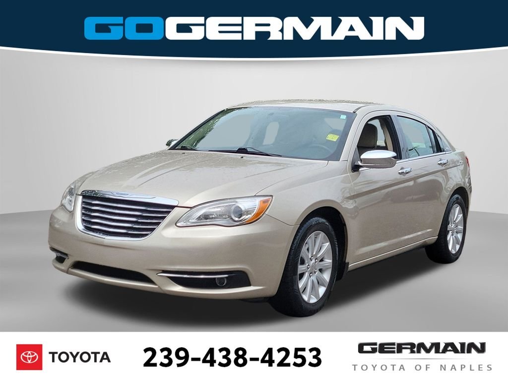 2014 Chrysler 200 Limited's photo