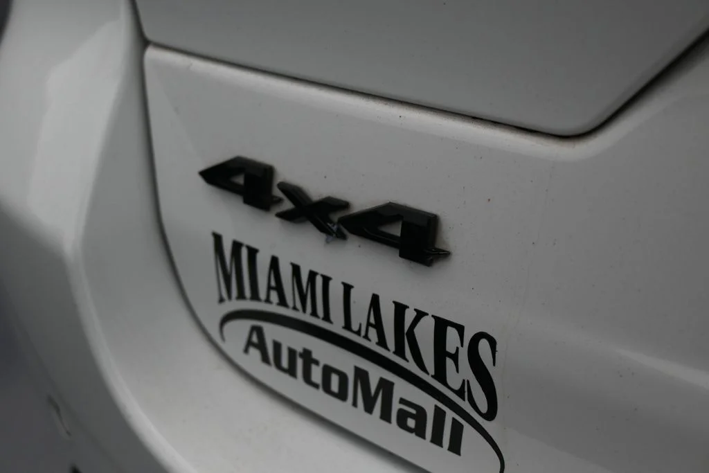 Used 2023 Bright White Clearcoat Jeep Altitude X image 35