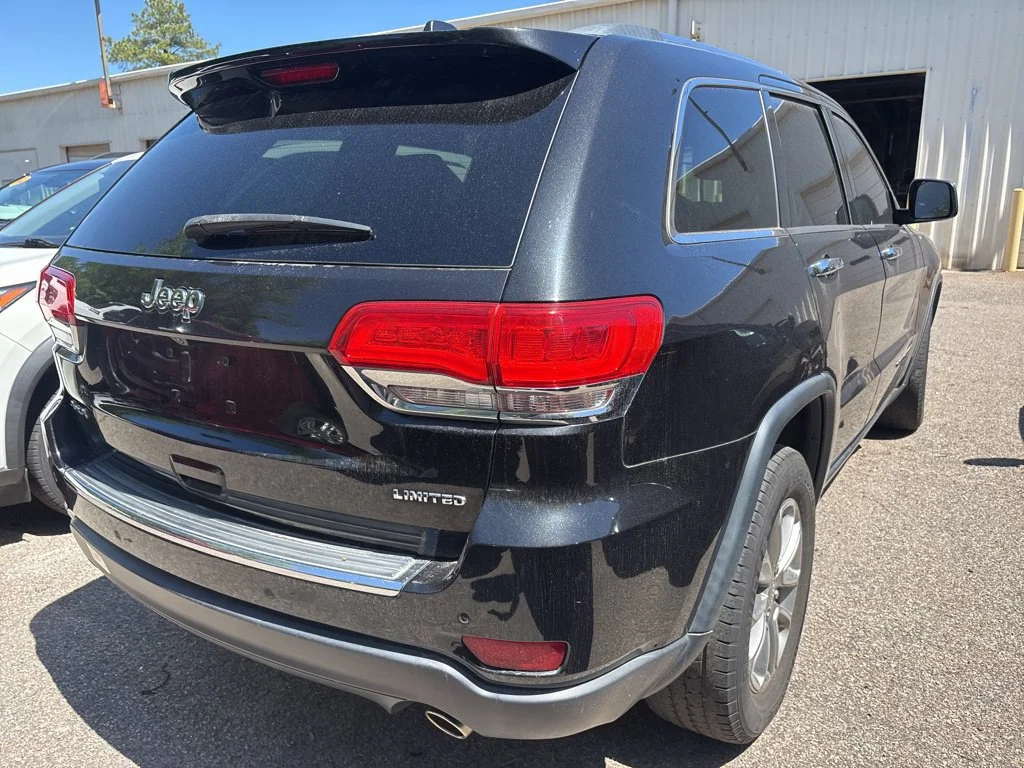 Used 2015 Black Jeep Limited image 10