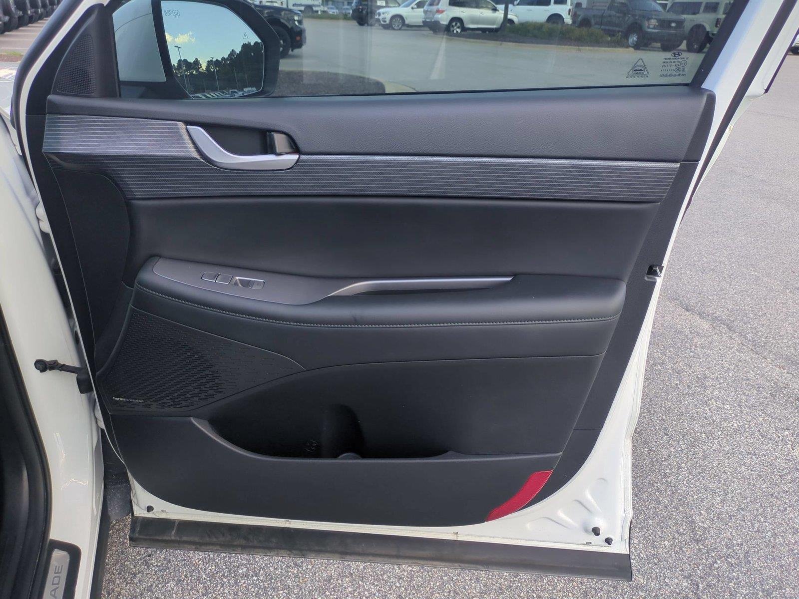 Used 2024 Hyper White Hyundai Limited image 39
