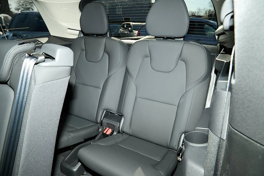 New 2026 Onyx Black Volvo Plus image 23