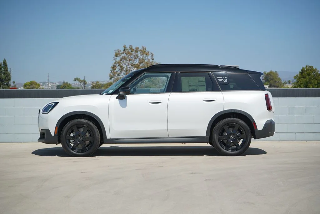 2026 MINI Countryman S - Photo 3