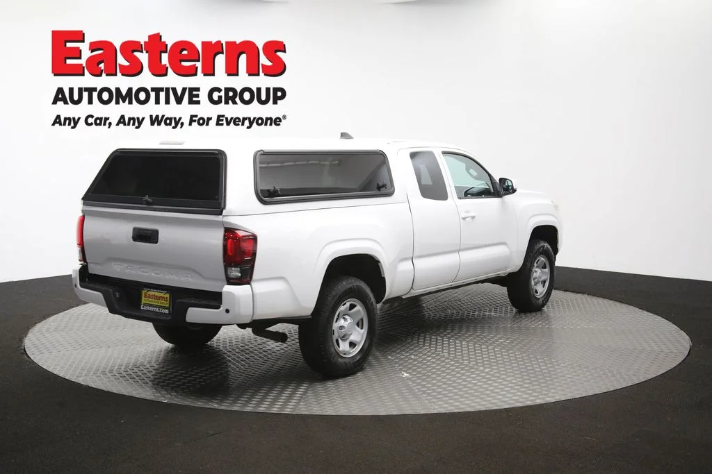 Used 2020 White Toyota SR image 37