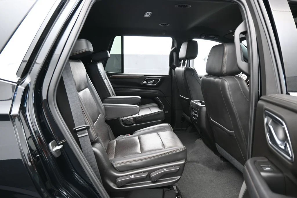 Used 2021 Black Chevrolet High Country image 48