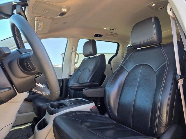 Used 2022 Fathom Blue Pearlcoat Chrysler Touring L image 24