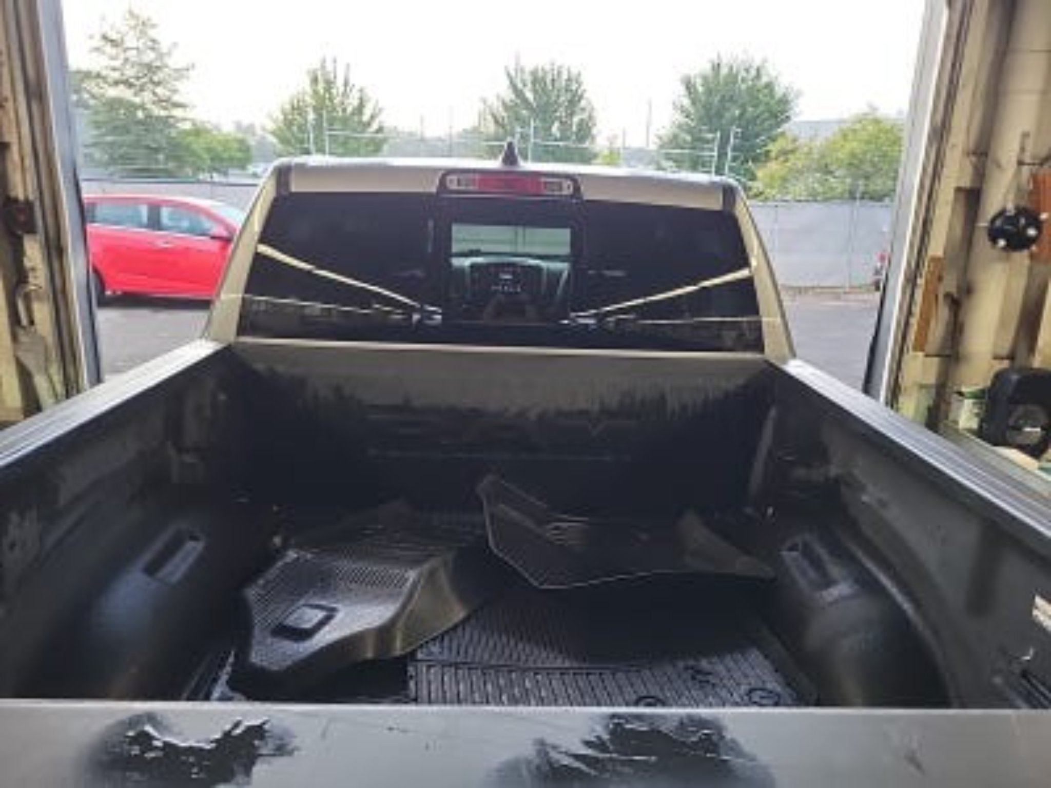 Used 2020 Sil Ram Laramie image 9